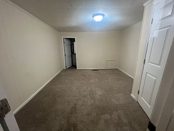 5th image of 204 Askew Ave