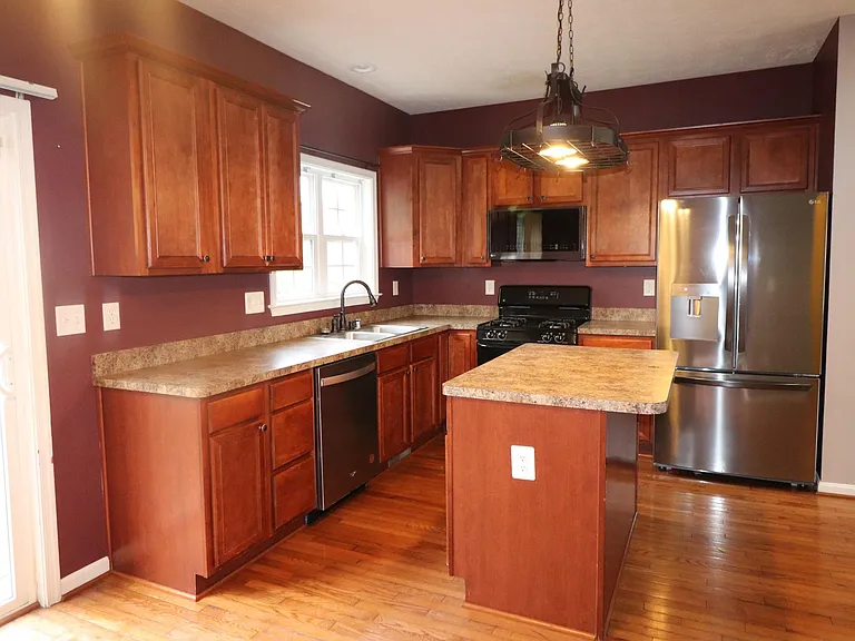 104 Stingray Ct — Photo 3