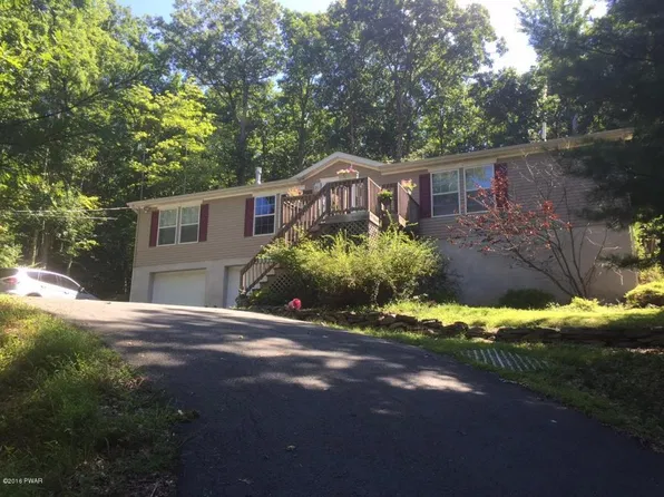 112 Cedar Rdg, Hawley, PA 18428