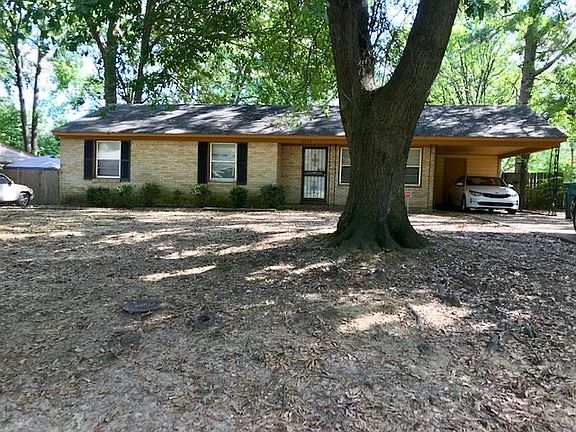 2nd image of 4970 Lochinvar Dr