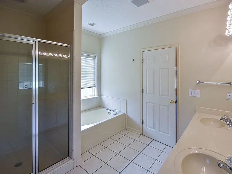 1691 Rambling Brook Ln — Photo 26