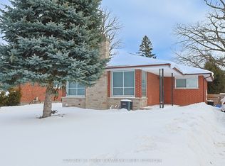 65 Irving Pl, London, ON N5V 2H6