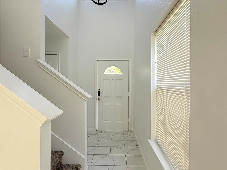 13609 Letti Ln — Photo 5