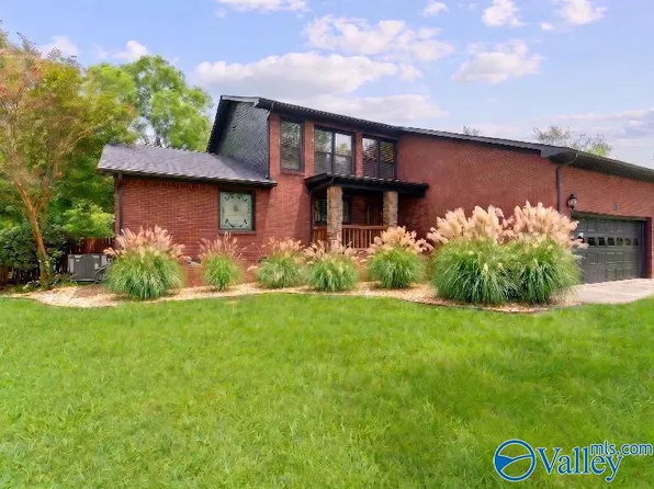 129 Jacque Jim Dr NE, Huntsville, AL 35810