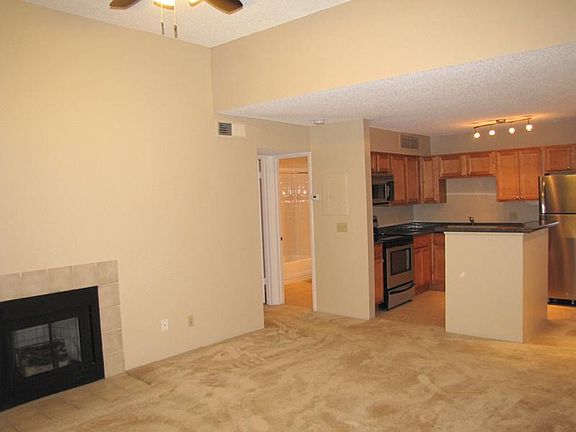 3rd image of 380 Lake Meade Ct Unit 204