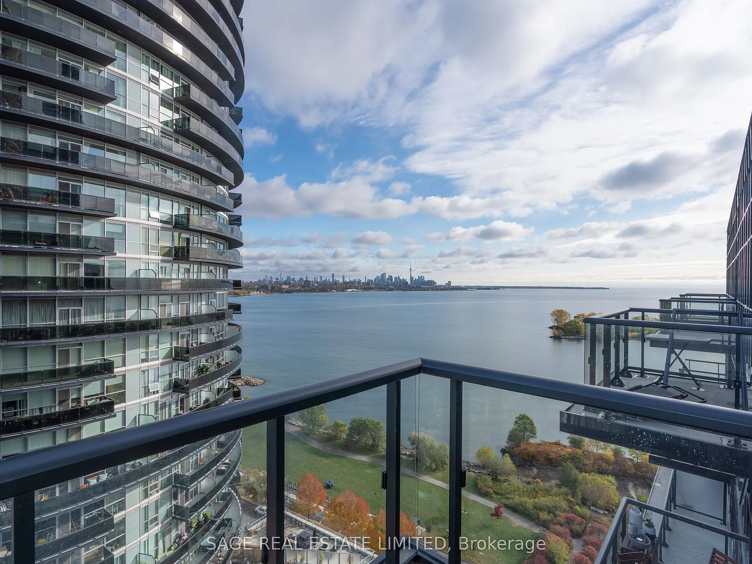 2 bed, $2,600 — Photo 2