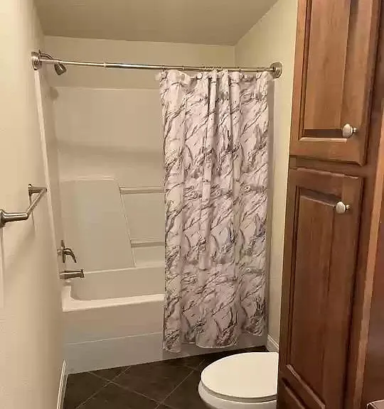 5910 Alfy Way — Photo 9