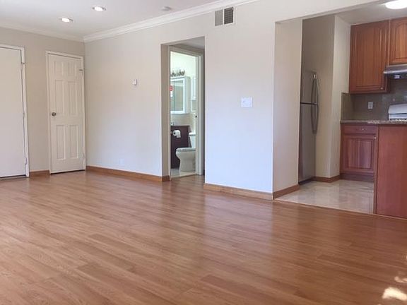 2nd image of 20651 Park Cir E APT 3