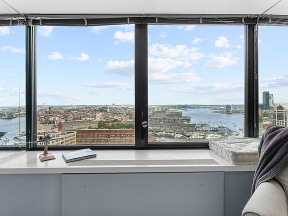 2nd image of 85 E India Row APT 25A