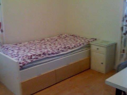 4th image of 24624 Cambria Ave