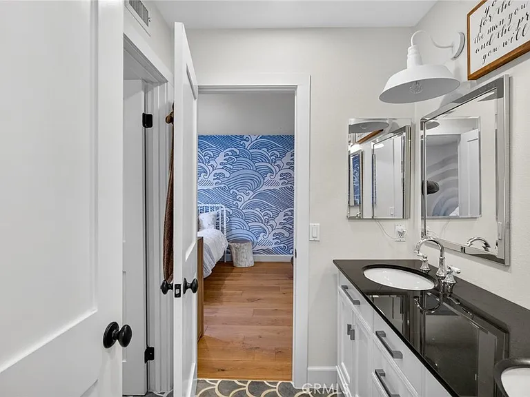 33 Brownsbury Rd — Photo 37