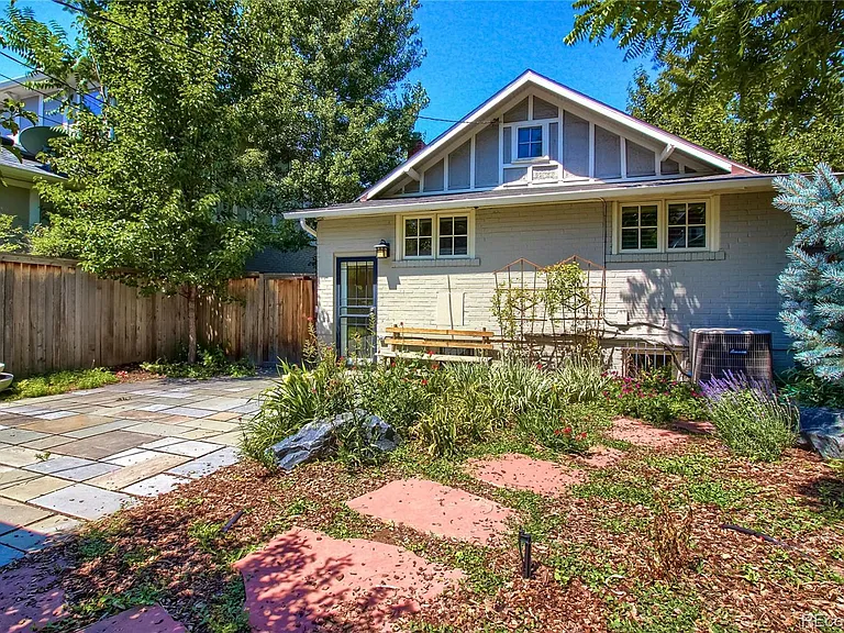 470 S Williams St — Photo 23