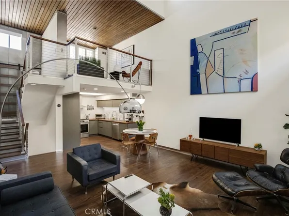 10926 Bluffside Dr Unit 35, Studio City, CA 91604