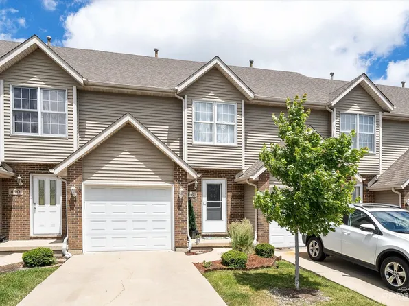 662 S Peace Rd, Sycamore, IL 60178