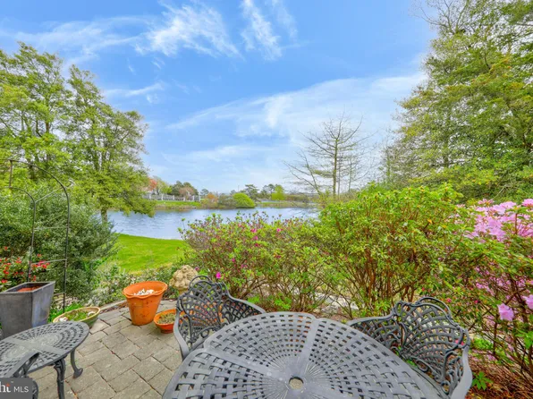 121 Chesapeake St #1, Dewey Beach, DE 19971