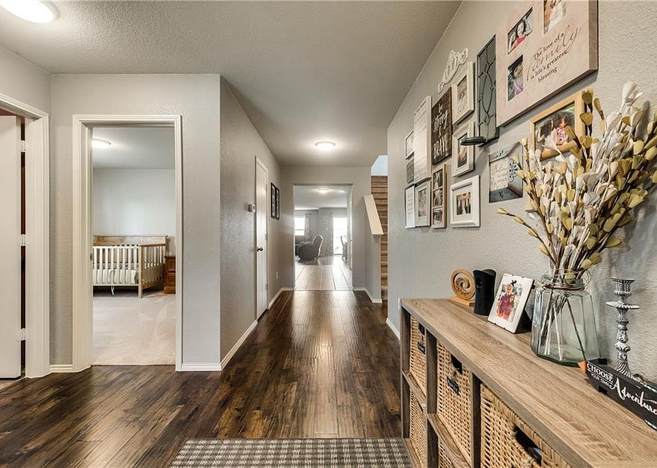 1st image of 7616 Lake Vista Way