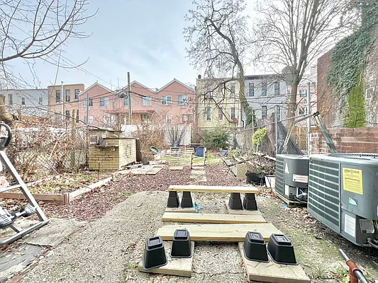 Rented by Doorway NYC, LLC | media 12