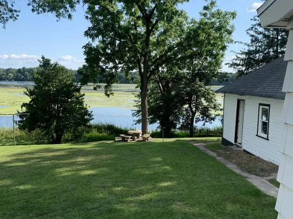 280 Lake Ave, Montello, WI 53949