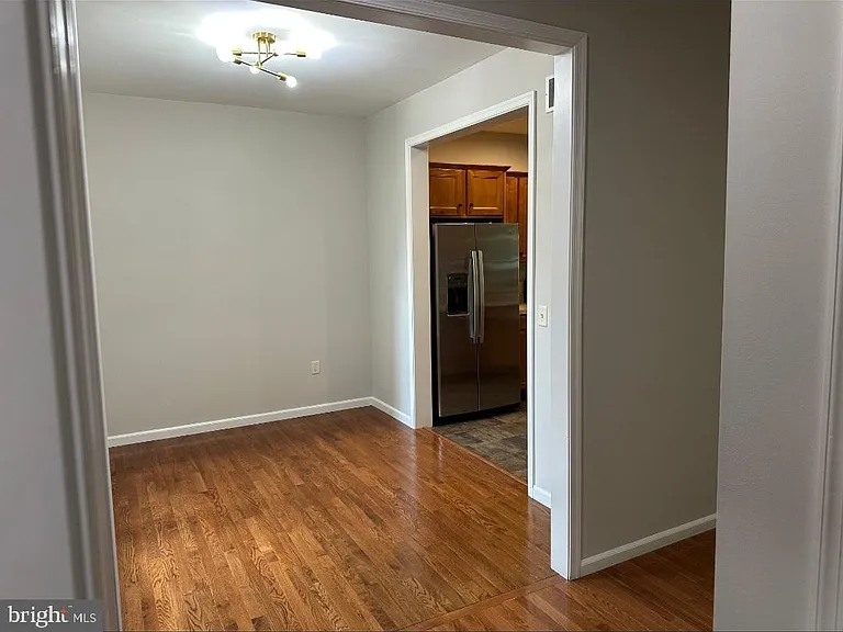 5590 Twilight Dr — Photo 2