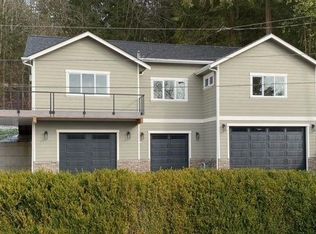 2105 Dellesta Dr, Bellingham, WA 98226