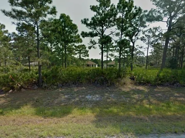 129 Jade St, Rotonda West, FL 33947