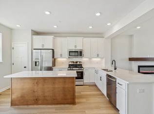 13585 Pine Dr, Rogers, MN 55374