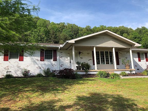 2nd image of 19 Gray Ct