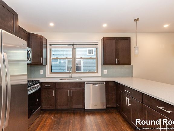 2nd image of 27-29 1st St #A