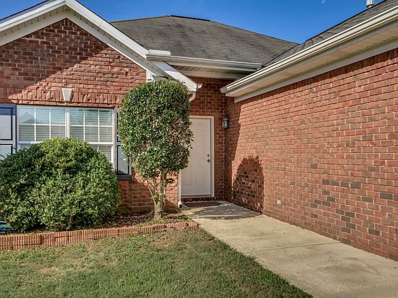 2nd image of 4911 Ross Cir