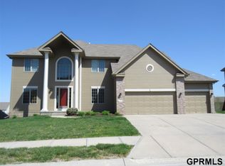 18826 Josephine St, Omaha, NE 68136