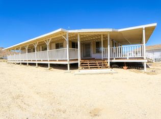 8800 Wetzel Ln, Mojave, CA 93501