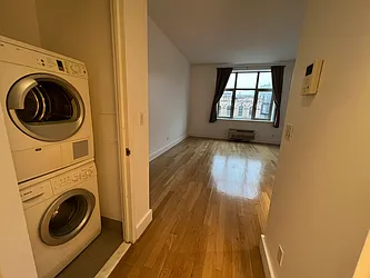 Rented by Fiddler Realty