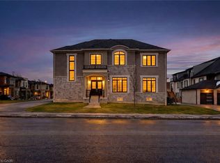 132 Settlers Rd E, Oakville, ON L6H0Y8