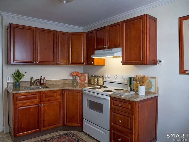 115 Tunxis Hill Rd #2 — Photo 3
