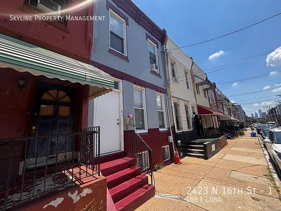Charming 1 Bedroom Apartment For Rent in Stanton! — Photo 2