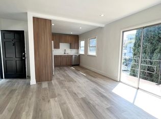 7911 Blackburn Avenue, Los Angeles, CA 90048