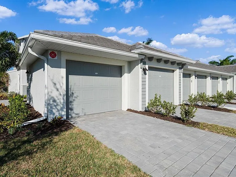 12390 Wellen Golf St #201 — Photo 23
