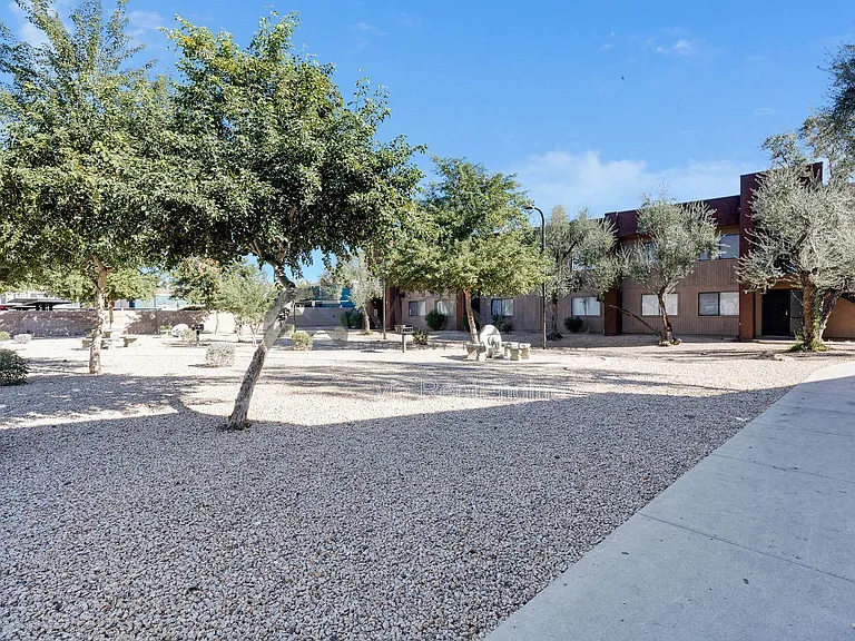 3810 N Maryvale Pkwy #1050 — Photo 14