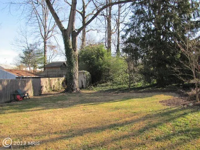 507 Denham Rd — Photo 5