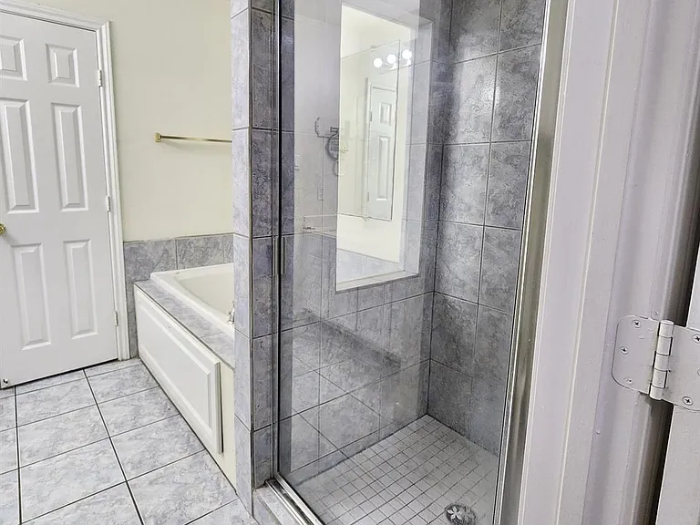11899 Algonquin Dr #5 — Photo 12