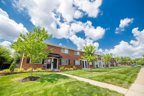 Shadeland Terrace Townhomes Photo 1