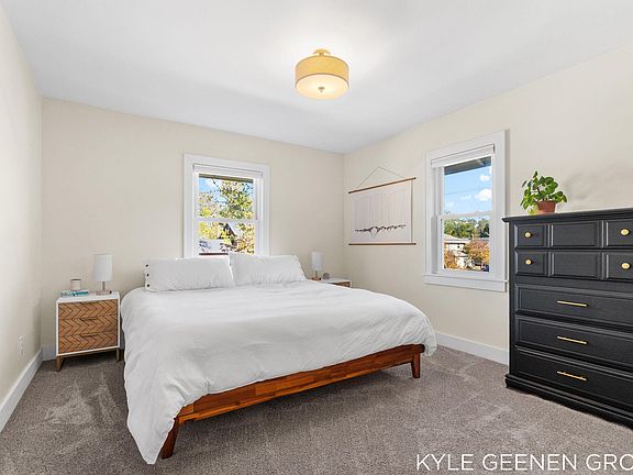 5th image of 114 W 20th St