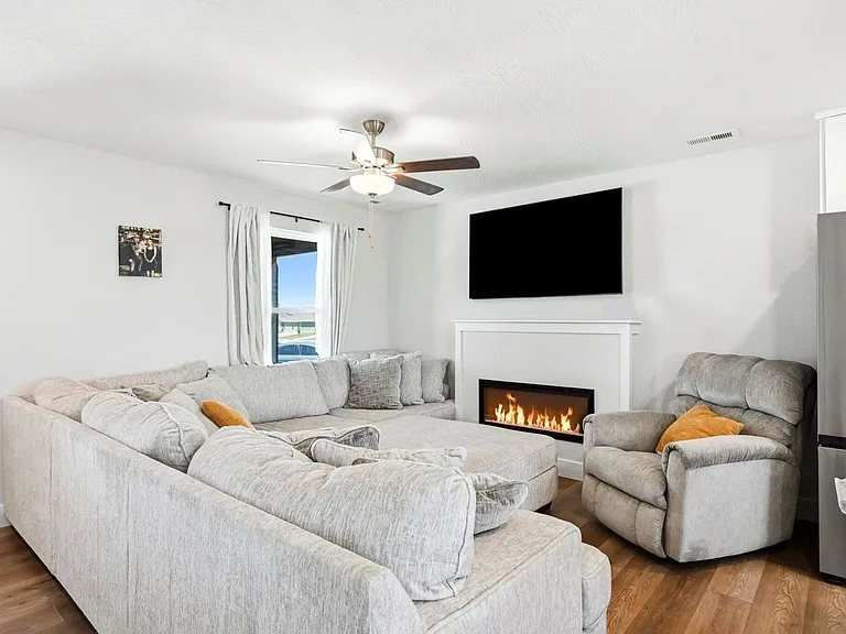 1753 E Macon St — Photo 4