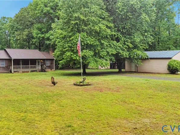 2715 Bethany Church Rd, Bumpass, VA 23024
