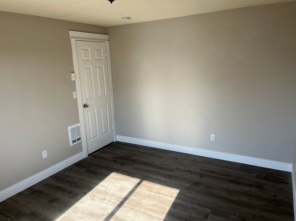 2223 NE Cherry Loop #1