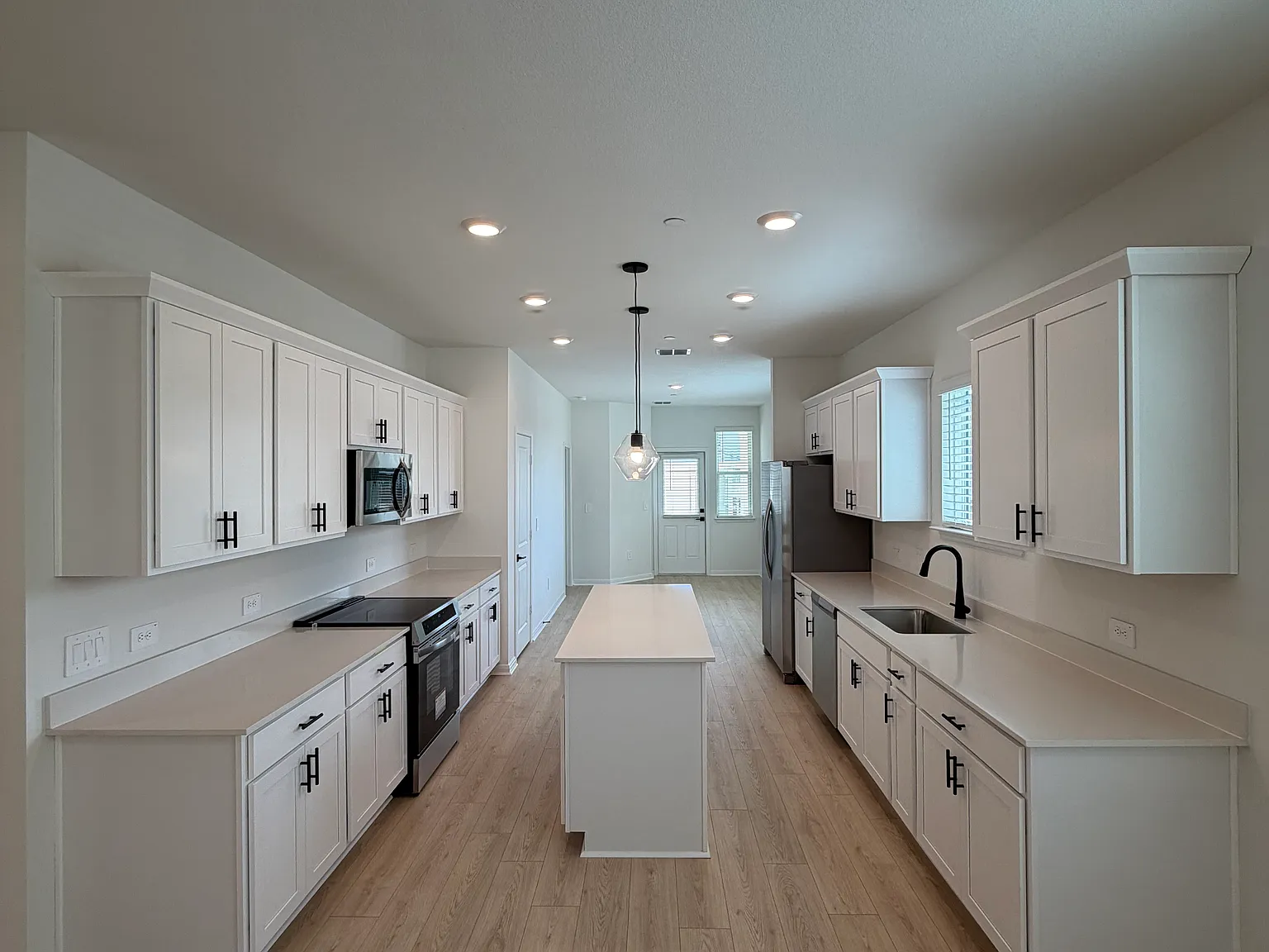 2541 Violet Theo Ln — Photo 3