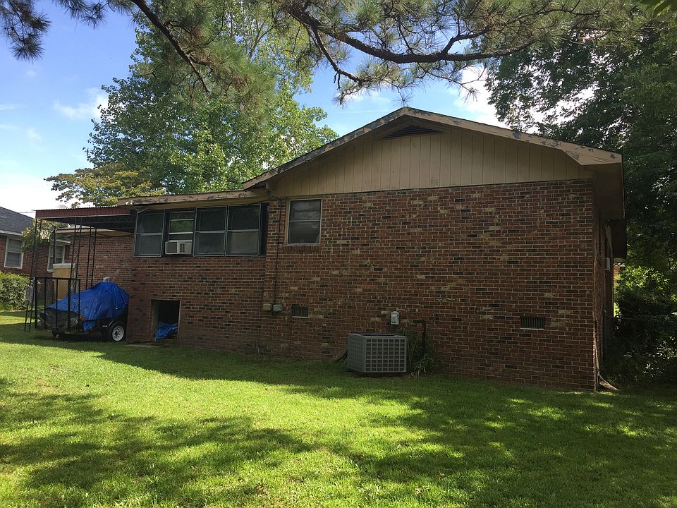 2nd image of 3267 Markwood Dr