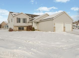 6153 Ripley Ln NW, Rochester, MN 55901