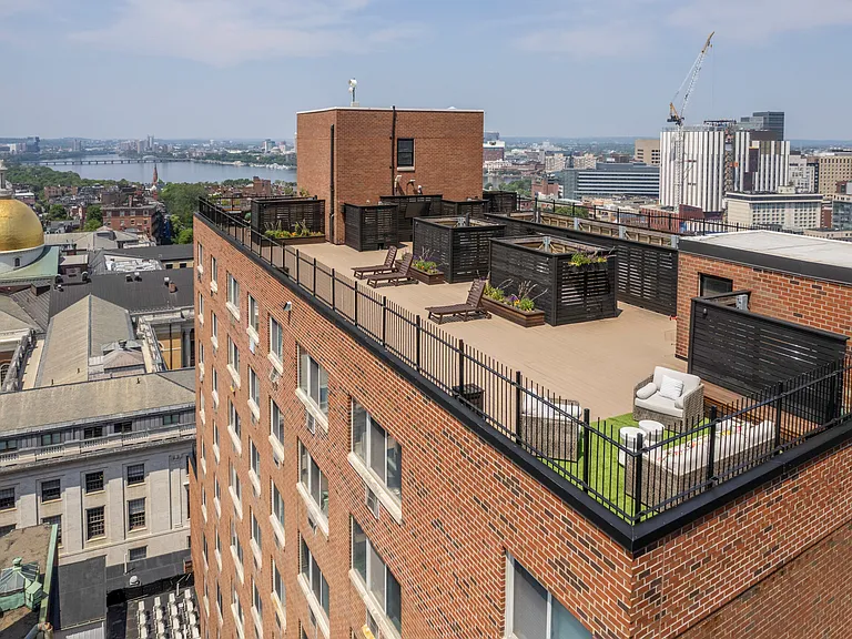 130 Bowdoin St #1703 — Photo 38