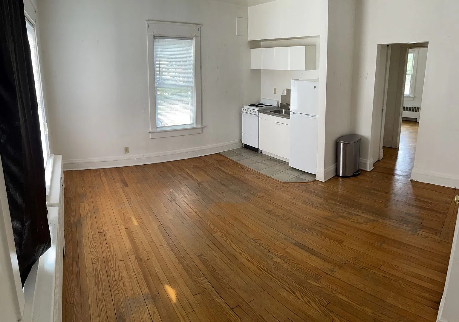 2500 S 60th St 4 Unit — Photo 1